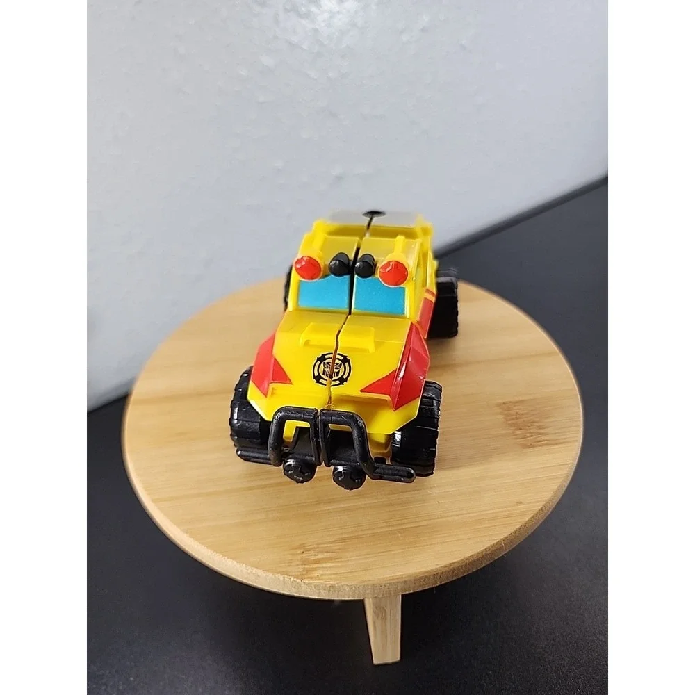 Playskool Heroes Transformers Rescue Bots Academy Bumblebee Rock Crawler - Buggy